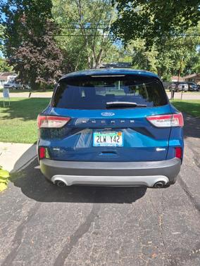 Green 2020 Ford Escape SE
