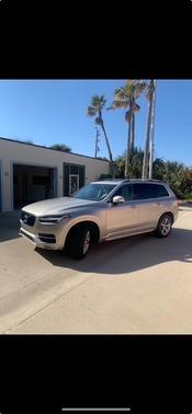 2016 Volvo XC90 T5 Momentum