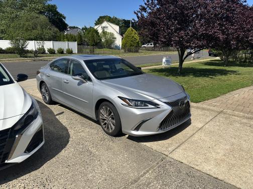 2021 Lexus ES 350 Base
