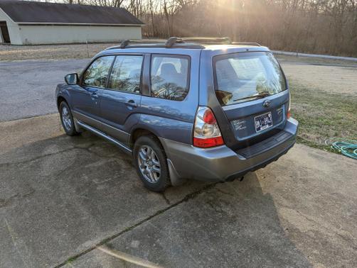 Photo 2 of 7 of 2007 Subaru Forester 2.5 X L.L. Bean Edition
