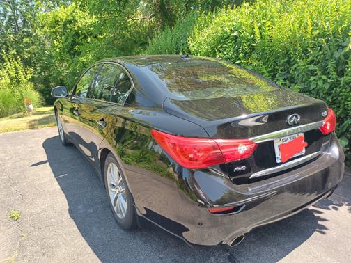 2015 INFINITI Q50 Premium