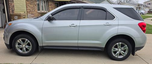 Silver 2014 Chevrolet Equinox LS