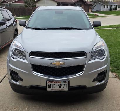 Silver 2014 Chevrolet Equinox LS