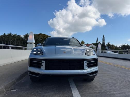 Silver 2026 Porsche Cayenne Cayenne E-Hybrid