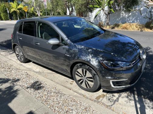 2019 Volkswagen e-Golf SEL Premium