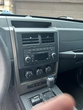 White 2012 Jeep Liberty Sport