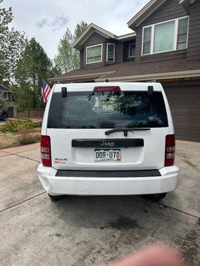 White 2012 Jeep Liberty Sport