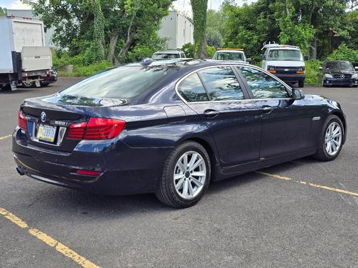 Blue 2014 BMW 528 i xDrive