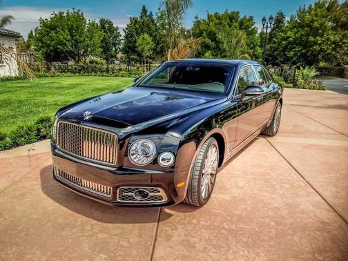 Black 2020 Bentley Mulsanne Base
