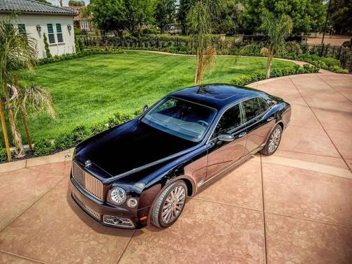 Black 2020 Bentley Mulsanne Base