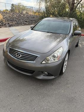 Gray 2013 INFINITI G37 x