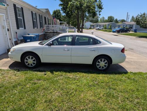 White 2007 Buick LaCrosse CX