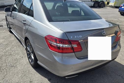 2011 Mercedes-Benz E-Class E 350 BlueTEC