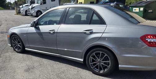 2011 Mercedes-Benz E-Class E 350 BlueTEC