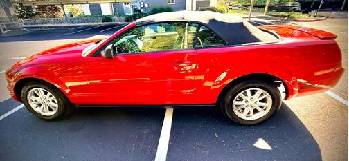 Red 2007 Ford Mustang Premium
