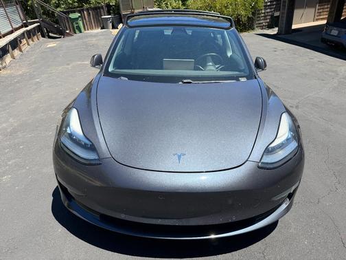 Gray 2018 Tesla Model 3 Performance