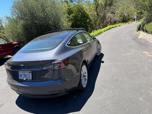 Gray 2018 Tesla Model 3 Performance