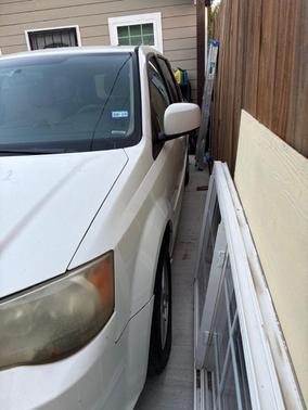 White 2012 Dodge Grand Caravan SXT