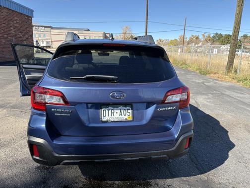2019 Subaru Outback 2.5i Premium