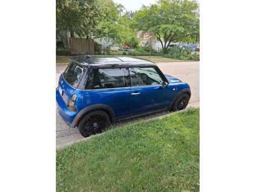 2006 MINI Cooper S Base