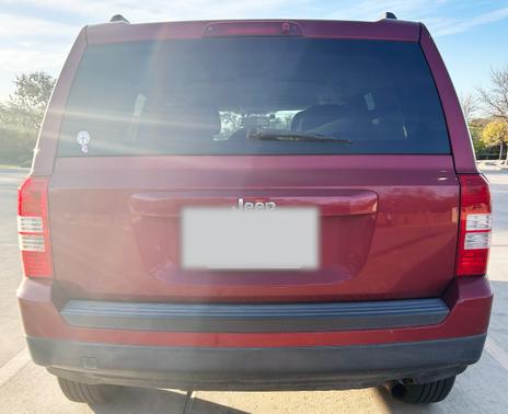 Red 2016 Jeep Patriot Sport