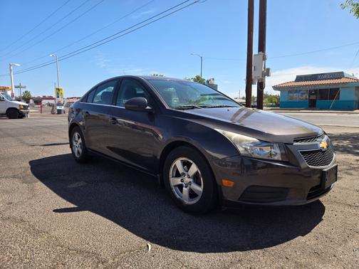 Brown 2014 Chevrolet Cruze 1LT