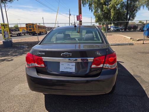 Brown 2014 Chevrolet Cruze 1LT