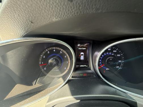 Gray 2014 Hyundai Santa Fe Sport 2.4L