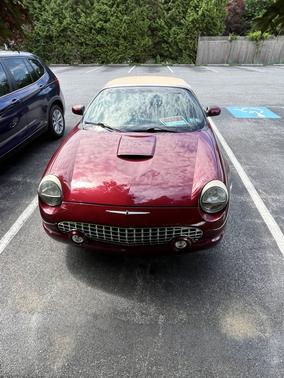 2004 Ford Thunderbird Deluxe