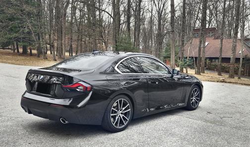 2022 BMW 230 i