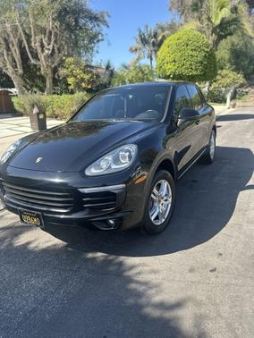Black 2016 Porsche Cayenne Cayenne