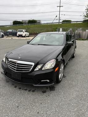 Black 2010 Mercedes-Benz E-Class E 550 4MATIC