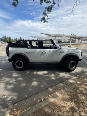 White 2021 Ford Bronco Outer Banks