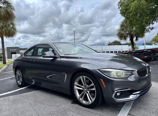 Gray 2018 BMW 430 i