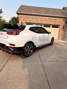 White 2019 Hyundai Veloster N