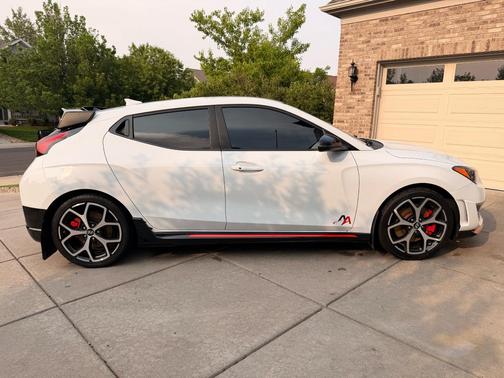 White 2019 Hyundai Veloster N