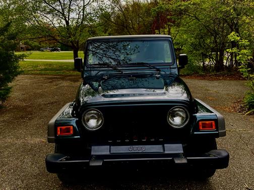 Green 2005 Jeep Wrangler X