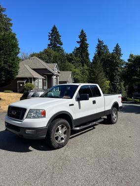 White 2004 Ford F-150 FX4 SuperCab