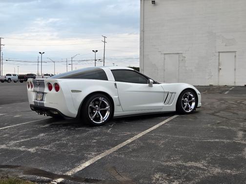 White 2013 Chevrolet Corvette Grand Sport