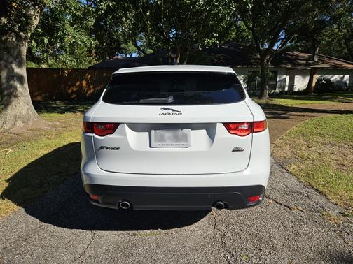 2020 Jaguar F-PACE 25t Premium