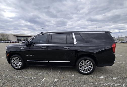 2021 GMC Yukon XL SLT