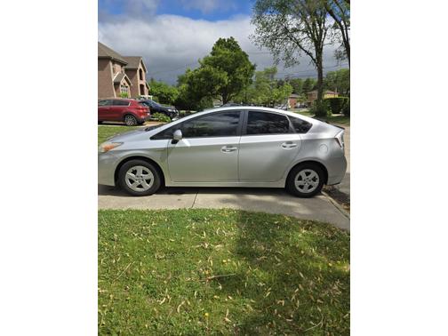 2010 Toyota Prius III