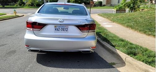 Photo 4 of 16 of 2013 Lexus LS 460 Base