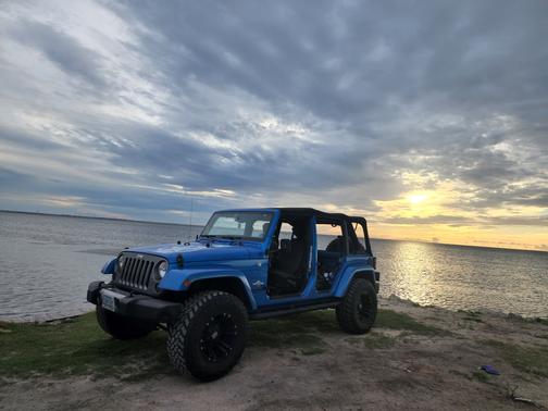 2014 Jeep Wrangler Unlimited Freedom Edition