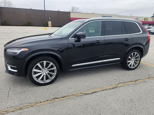 Black 2023 Volvo XC90 B6 Plus 6 Passenger