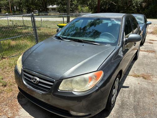 Gray 2008 Hyundai ELANTRA SE