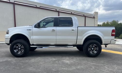 2005 Ford F-150 XLT SuperCrew