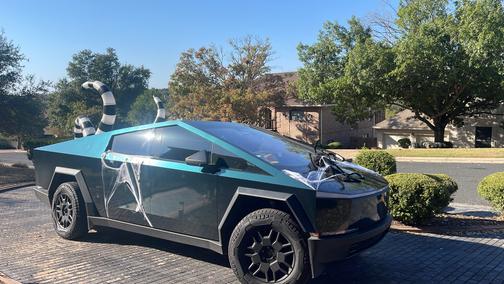 2024 Tesla Cybertruck AWD