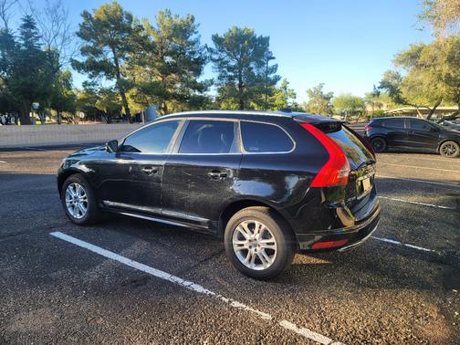 2016 Volvo XC60 T5 Premier
