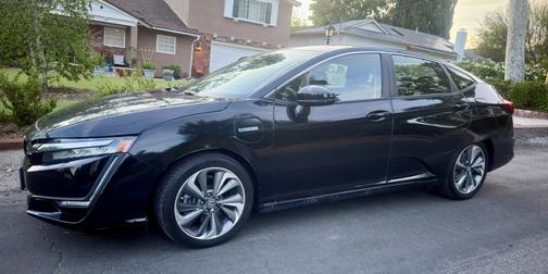 Black 2018 Honda Clarity Plug-In Hybrid Touring